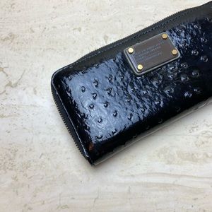 Marc by Marc Jacobs ZIP Around Wallet 🖤
